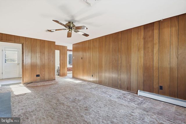 1448 HOLLYWOOD AVE, Langhorne, PA 19047