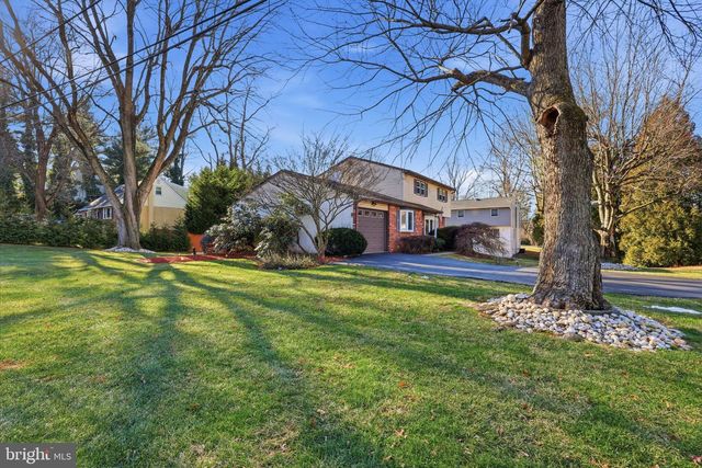 1448 HOLLYWOOD AVE, Langhorne, PA 19047