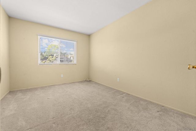 1813 Avenida Segovia, Oceanside, CA 92056