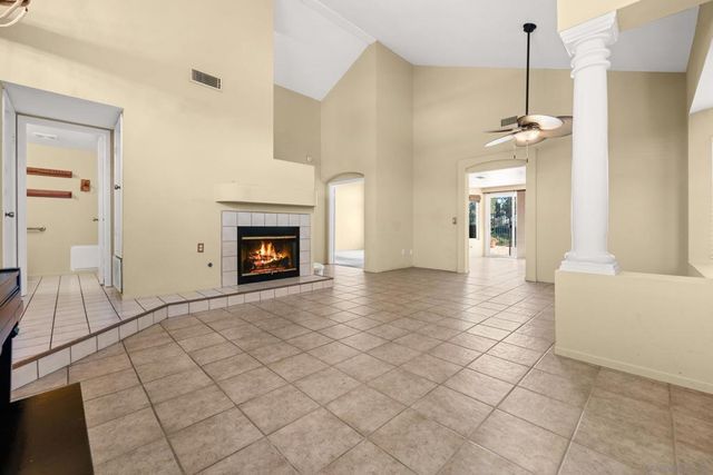 1813 Avenida Segovia, Oceanside, CA 92056