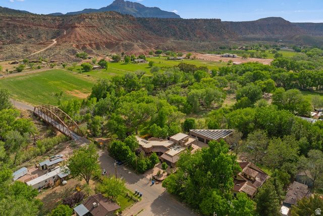 98 BRIDGE RD, Rockville, UT 84763