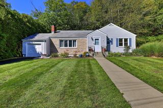 230 Curtis Drive, New Haven, CT 06515
