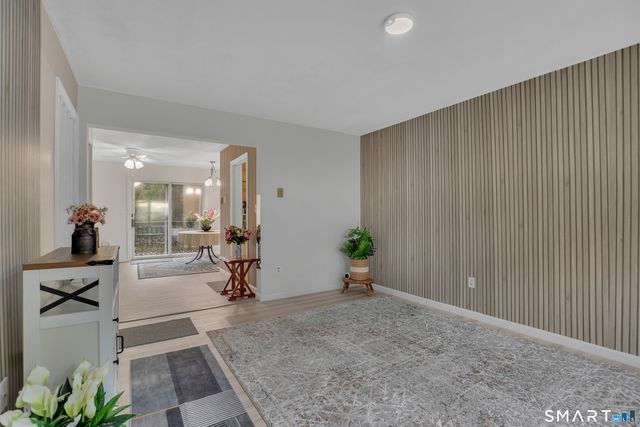74 Washington Road 40, Woodbury, CT 06798