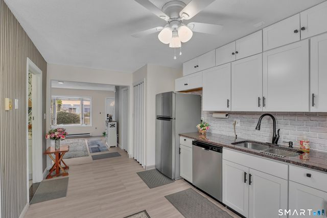 74 Washington Road 40, Woodbury, CT 06798