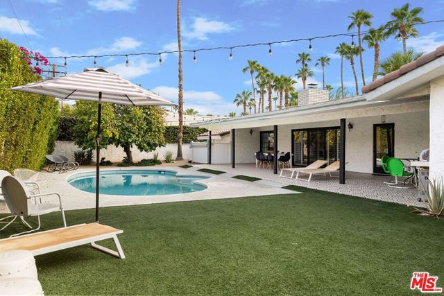 1970 S Joshua Tree Place, Palm Springs, CA 92264