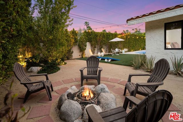 1970 S Joshua Tree Place, Palm Springs, CA 92264