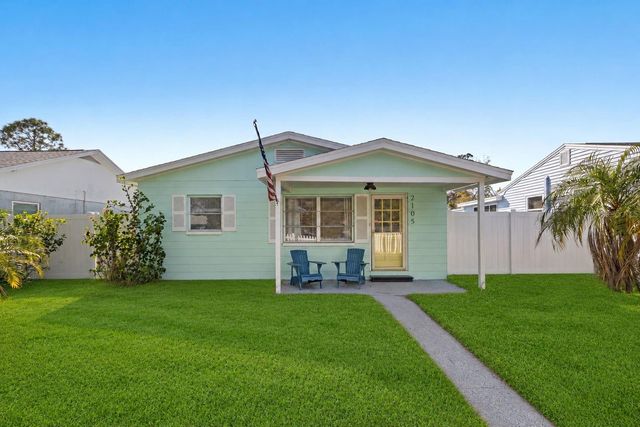 2105 52ND STREET S, St Petersburg, FL 33707