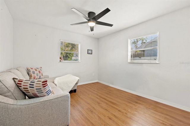 2105 52ND STREET S, St Petersburg, FL 33707