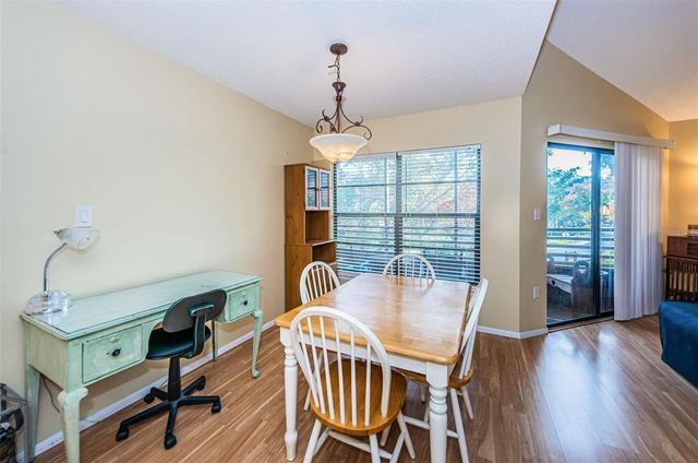 802 LENNOX ROAD W 802, Palm Harbor, FL 34683