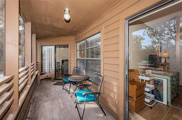 802 LENNOX ROAD W 802, Palm Harbor, FL 34683