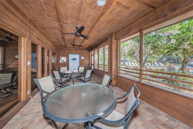 802 LENNOX ROAD W 802, Palm Harbor, FL 34683