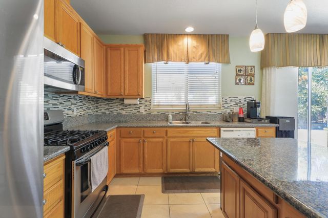 3909 Novara Way, Stockton, CA 95212
