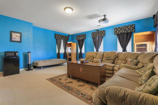 3909 Novara Way, Stockton, CA 95212