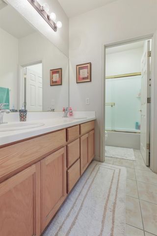 3909 Novara Way, Stockton, CA 95212