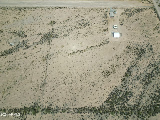 539x2 W Sunland Avenue A2, Tonopah, AZ 85354