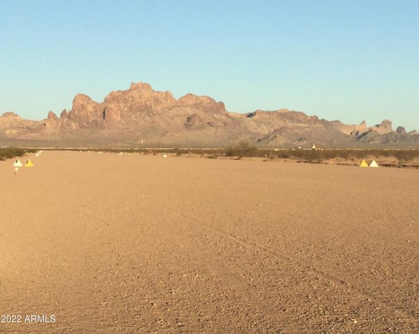 539x2 W Sunland Avenue A2, Tonopah, AZ 85354