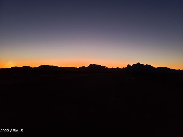 539x2 W Sunland Avenue A2, Tonopah, AZ 85354