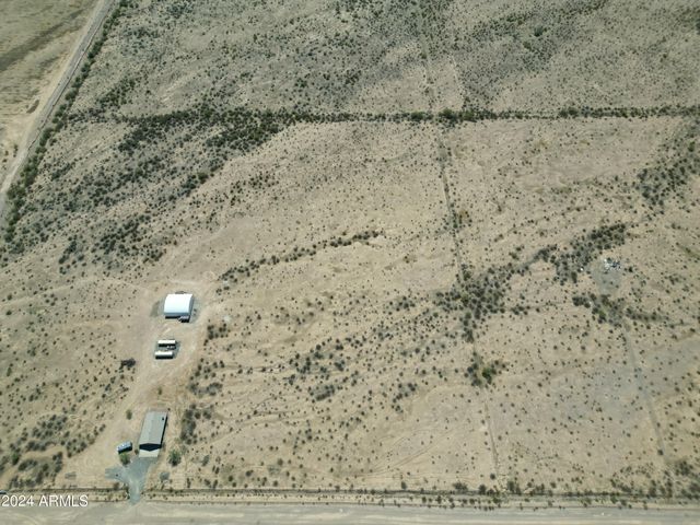 539x2 W Sunland Avenue A2, Tonopah, AZ 85354