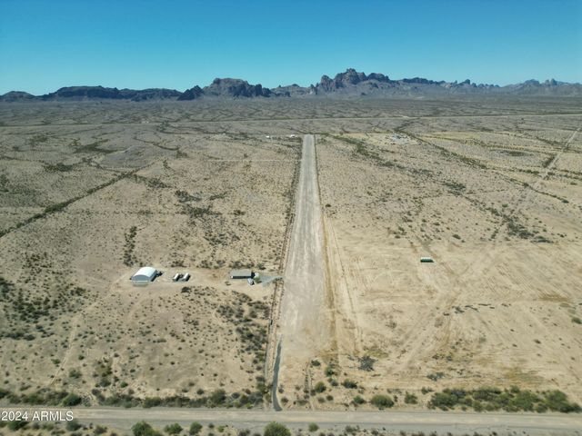 539x2 W Sunland Avenue A2, Tonopah, AZ 85354