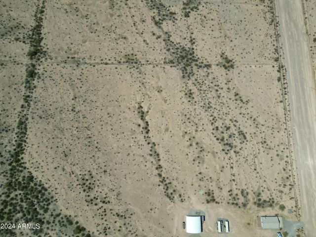 539x2 W Sunland Avenue A2, Tonopah, AZ 85354