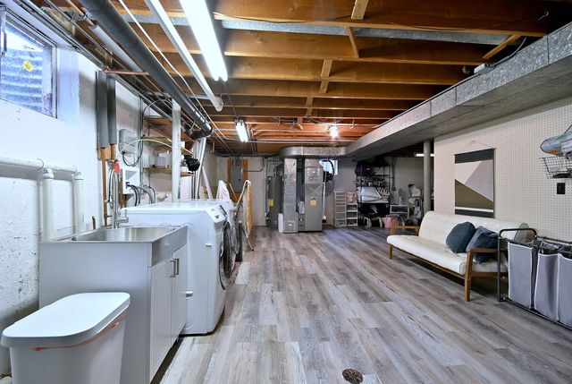 2307 Edna Avenue, Park Ridge, IL 60068