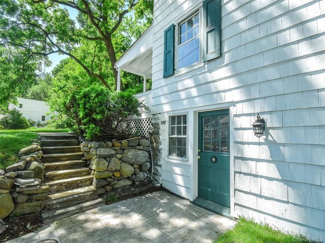 150 Main Street, Roslyn, NY 11576