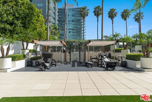 13700 Marina Pointe Drive 1126, Marina Del Rey, CA 90292