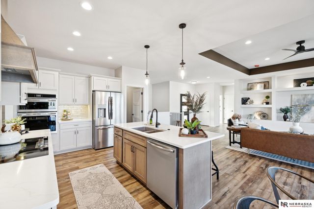 7320 Augustine Avenue, Lincoln, NE 68516