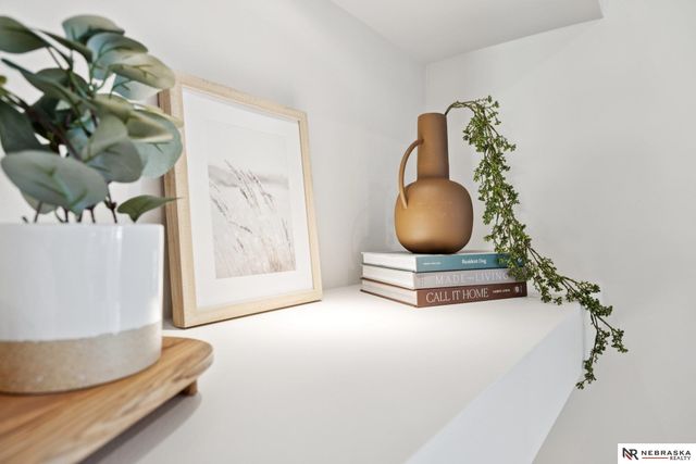 7320 Augustine Avenue, Lincoln, NE 68516