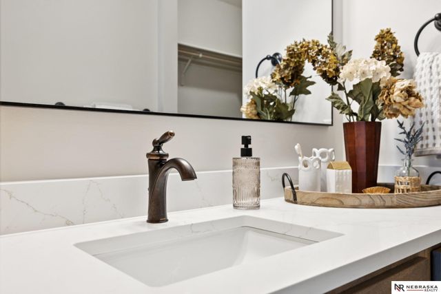 7320 Augustine Avenue, Lincoln, NE 68516