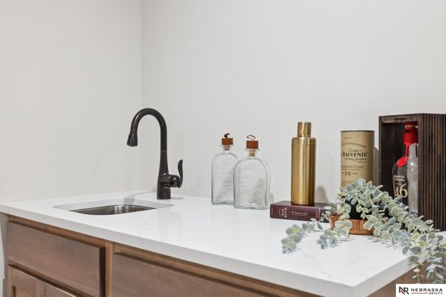 7320 Augustine Avenue, Lincoln, NE 68516