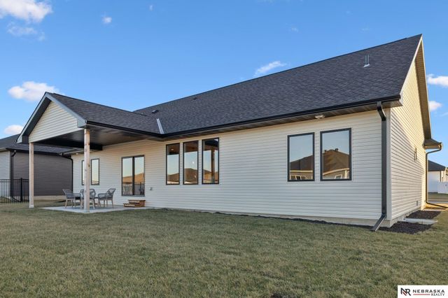 7320 Augustine Avenue, Lincoln, NE 68516