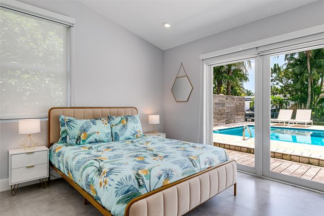 1704 SW 4th Court, Fort Lauderdale, FL 33312