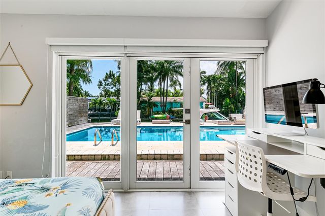 1704 SW 4th Court, Fort Lauderdale, FL 33312