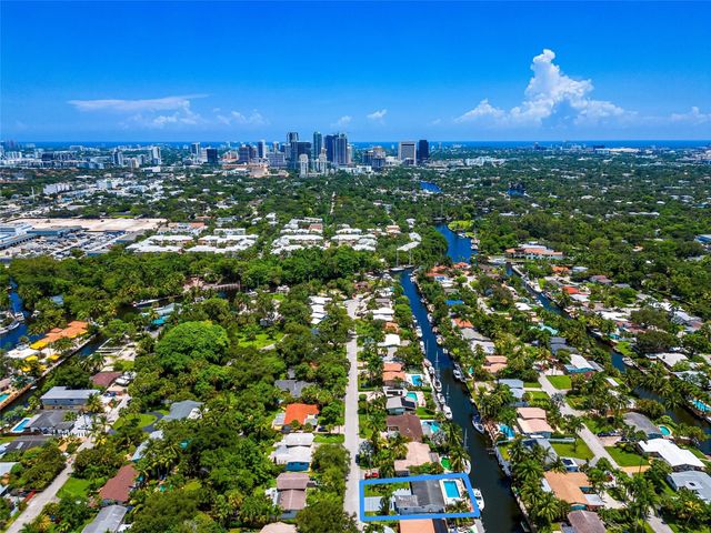 1704 SW 4th Court, Fort Lauderdale, FL 33312