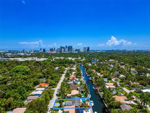 1704 SW 4th Court, Fort Lauderdale, FL 33312