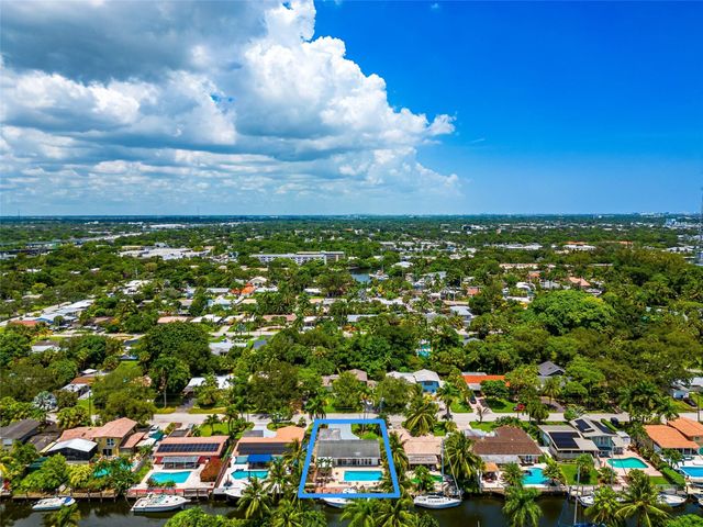 1704 SW 4th Court, Fort Lauderdale, FL 33312