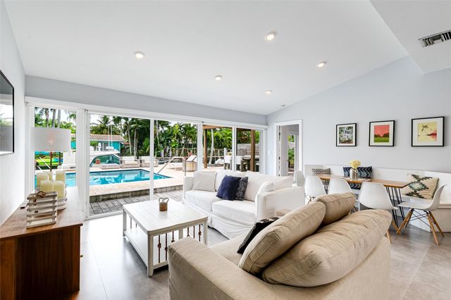 1704 SW 4th Court, Fort Lauderdale, FL 33312