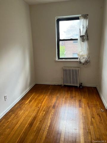 47-19 216 Street 2B, Bayside, NY 11361