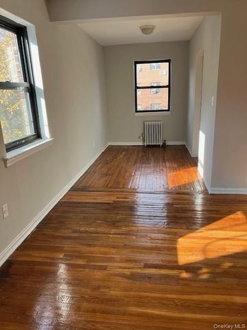 47-19 216 Street 2B, Bayside, NY 11361