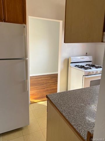 47-19 216 Street 2B, Bayside, NY 11361