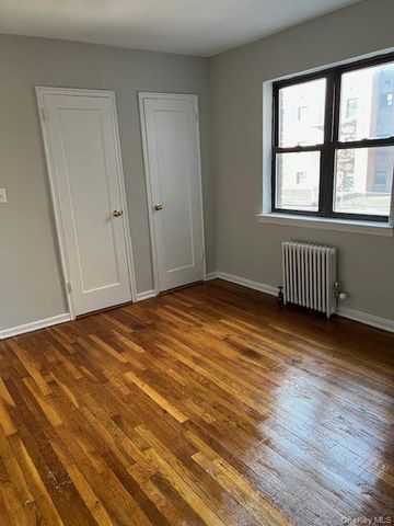 47-19 216 Street 2B, Bayside, NY 11361