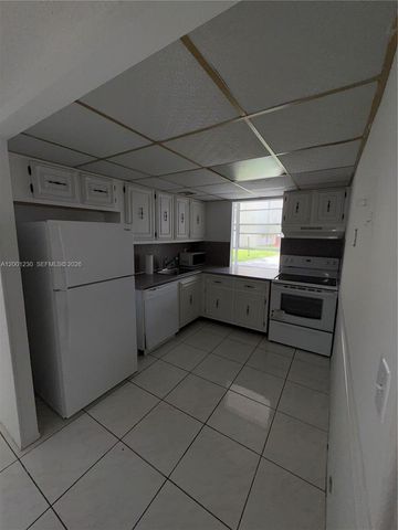 801 Three Islands Blvd 109, Hallandale Beach, FL 33009