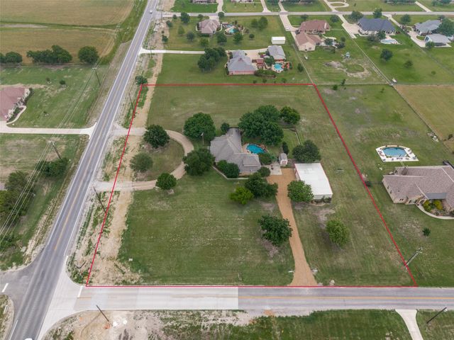 9687 County Road 483, Lavon, TX 75166