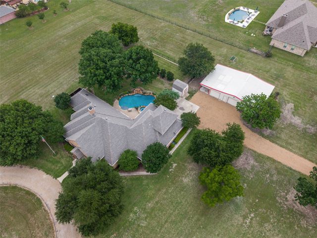 9687 County Road 483, Lavon, TX 75166