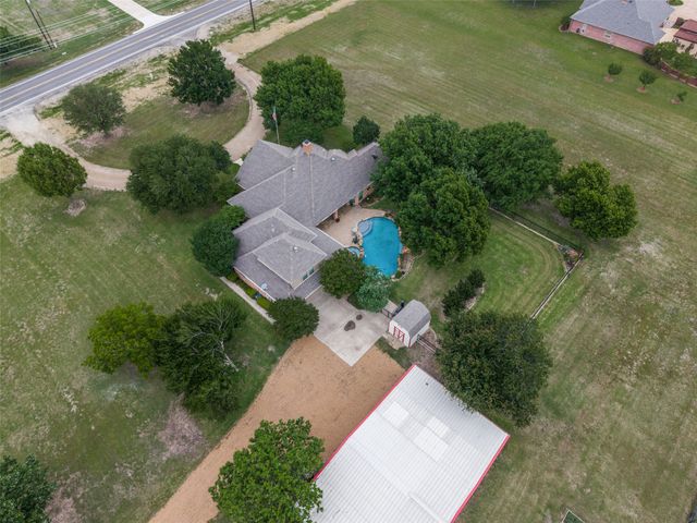 9687 County Road 483, Lavon, TX 75166