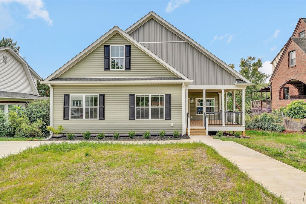 2717 Huntington BLVD NW, Roanoke, VA 24012