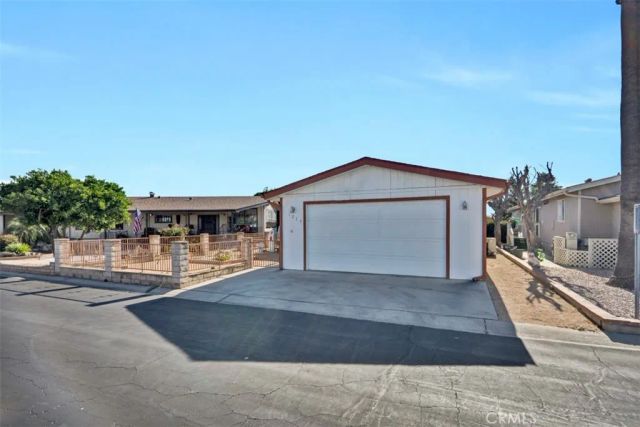 1275 Bishop Drive, Hemet, CA 92545