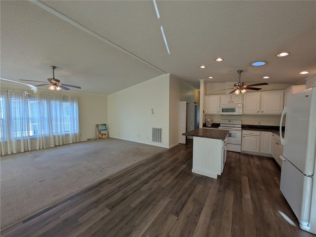 4300 RIVERSIDE DRIVE 86, Punta Gorda, FL 33982