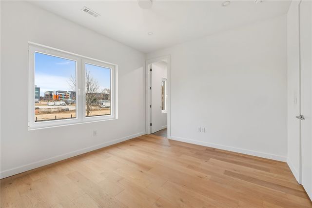 817 SE H Street, Bentonville, AR 72712